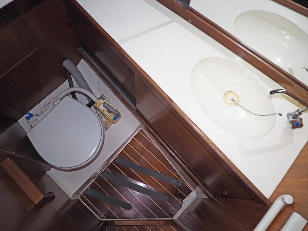 Salon, H&eacute;bergements